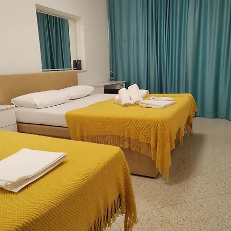 Stanović Tea Affittacamere 3*