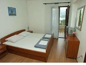 Pensionat Stanovic Tea 3*